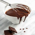 Màquina automàtica d'envasar per farcir salsa de xocolata