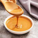 Solució automàtica d'envasament de sopa/salsa líquida